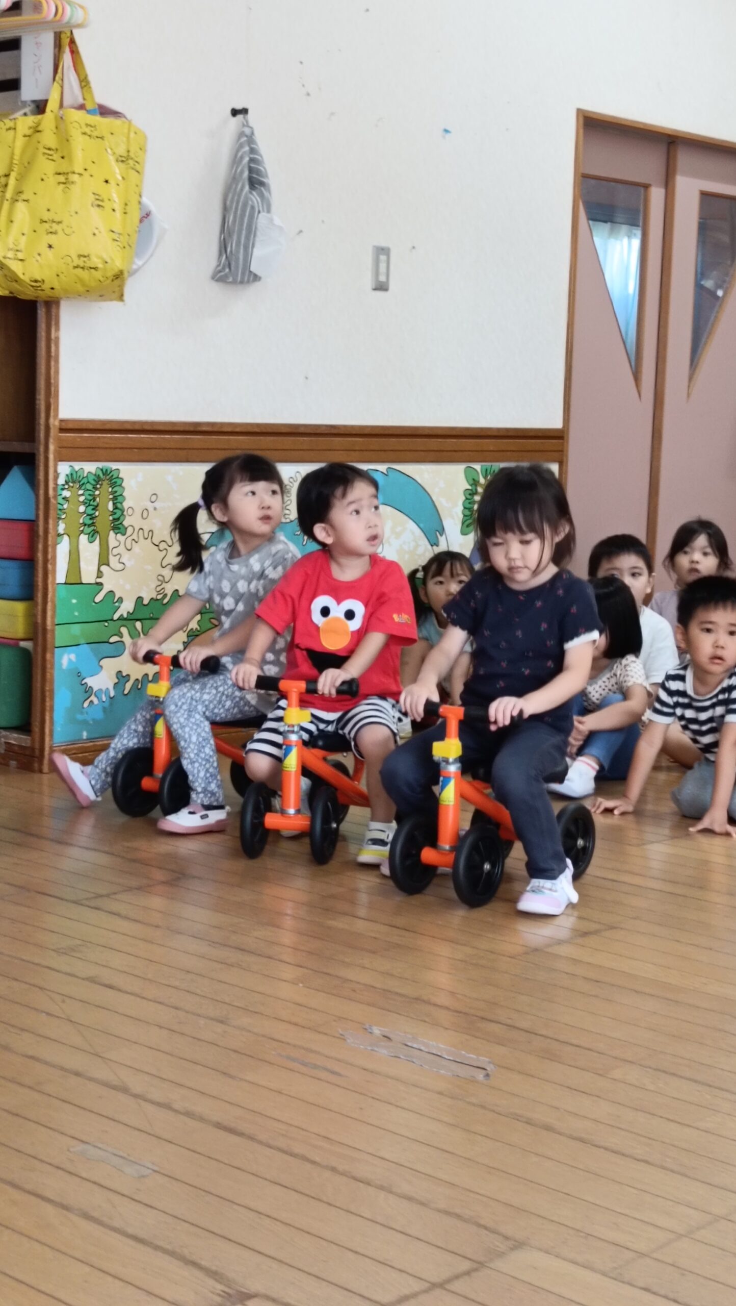 10月 ばら | 【公式】若松第三保育園 | 社会福祉法人会津若松保育協会